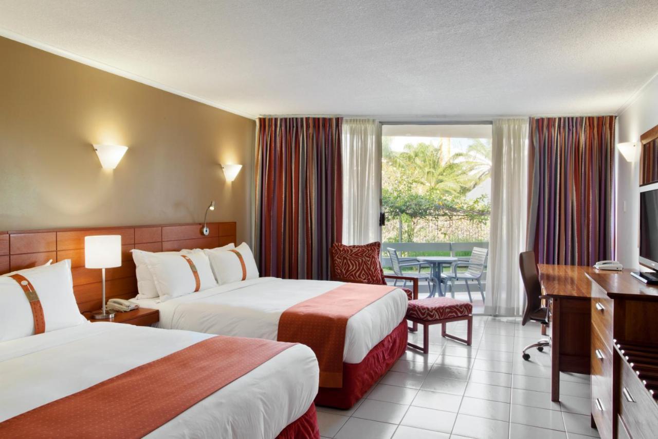 Holiday Inn & Suites Port Moresby By Ihg Exterior foto